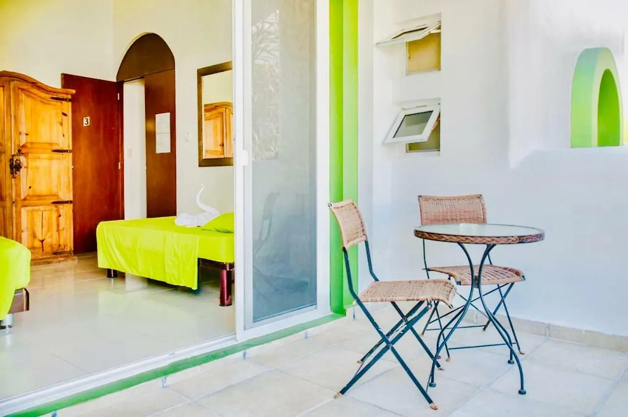 Bed & Breakfast Deluxe Family Budget Balcony Room With Pool Playacar II Playa del Carmen Messico