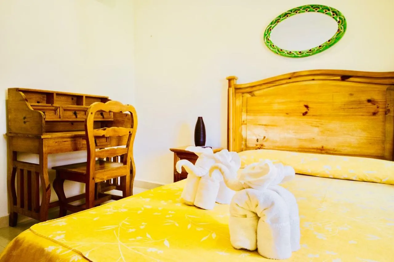 Bed & Breakfast Deluxe Family Budget Balcony Room With Pool Playacar II Playa del Carmen