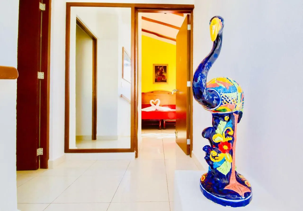 Penzion Deluxe Family Budget Balcony Room With Pool Playacar II Playa del Carmen