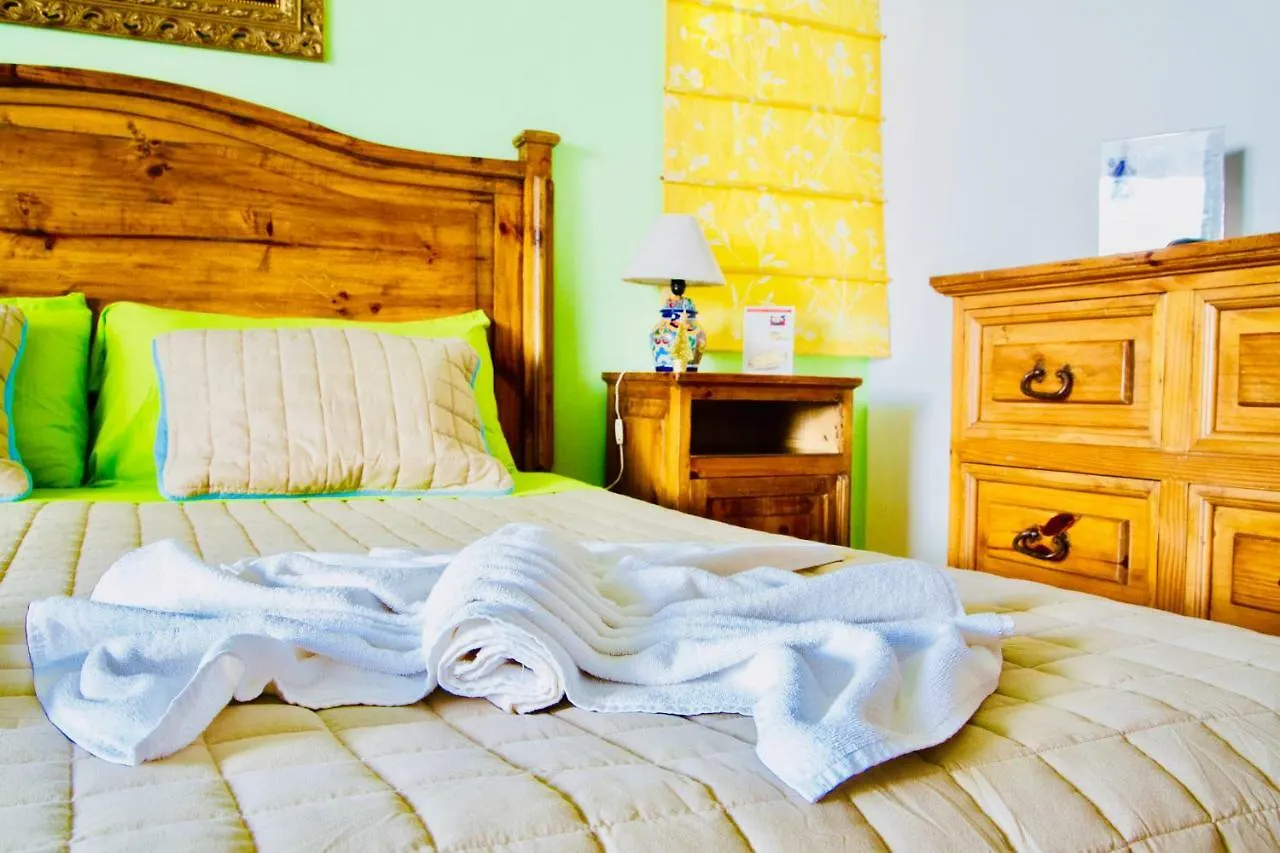 Deluxe Family Budget Balcony Room With Pool Playacar II Playa del Carmen Penzion