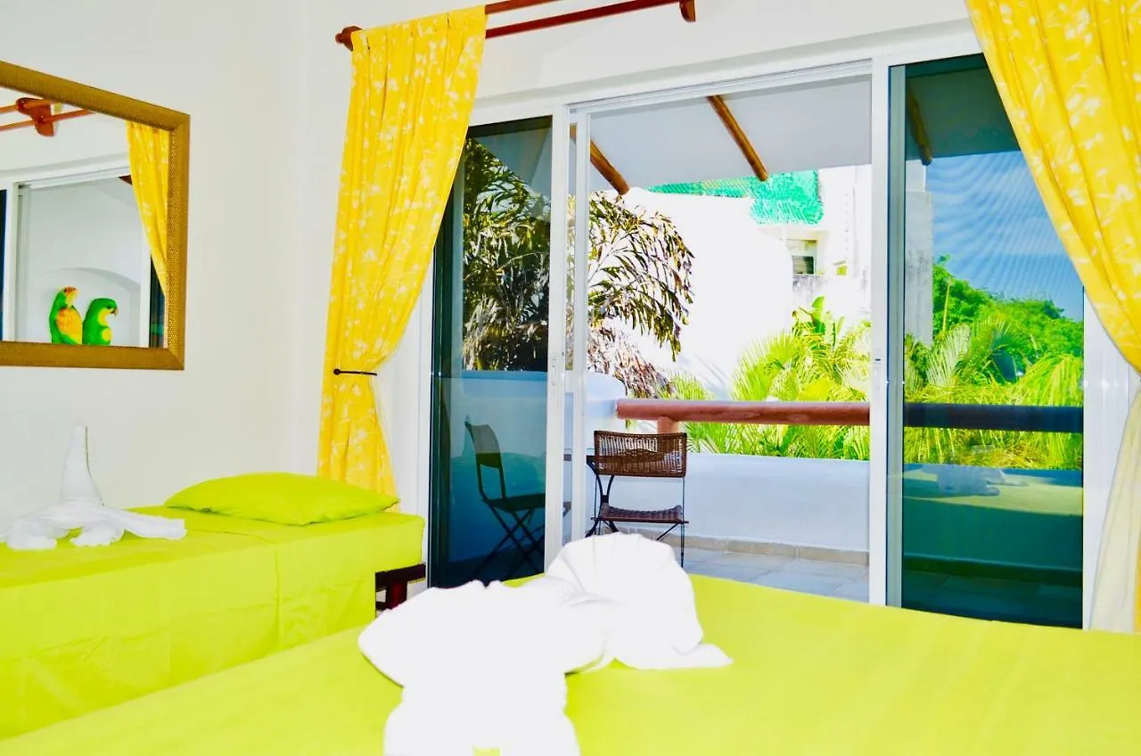 Deluxe Family Budget Balcony Room With Pool Playacar II Playa del Carmen